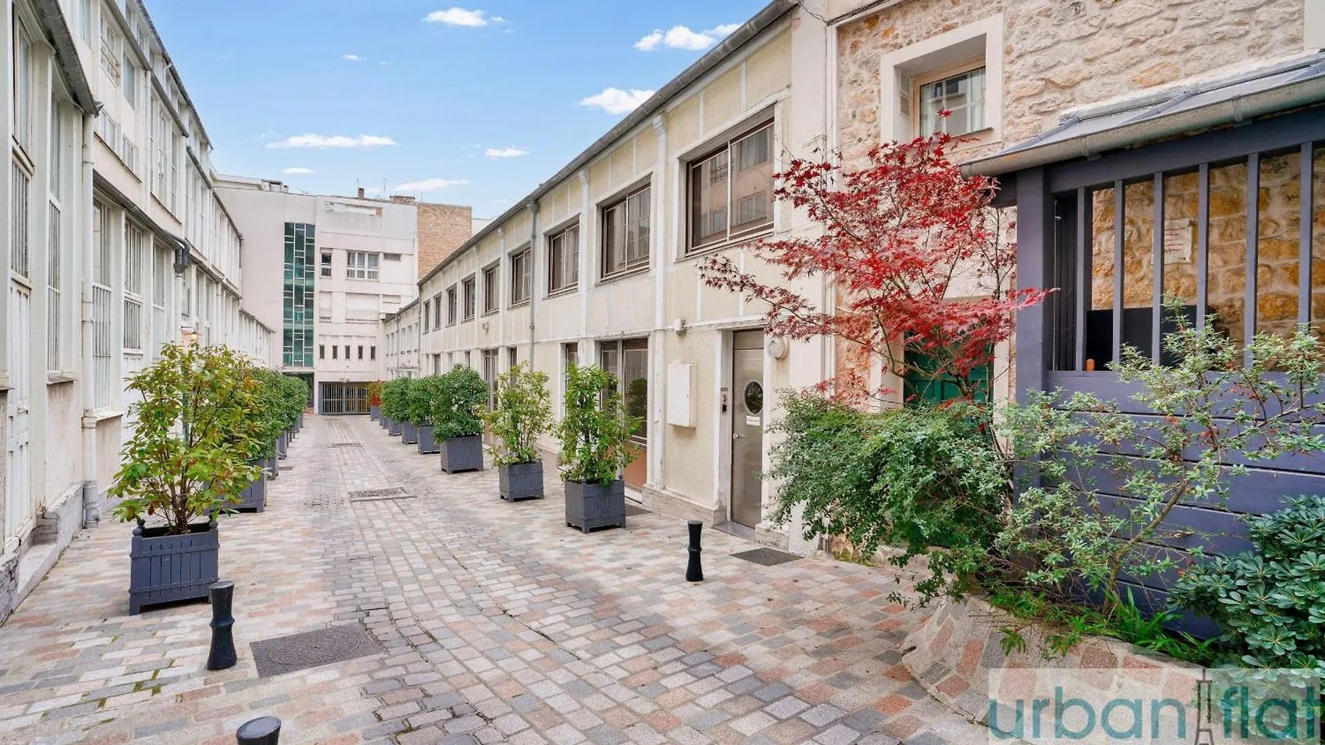 33 - Flat Av des Champs-Élysées Paris